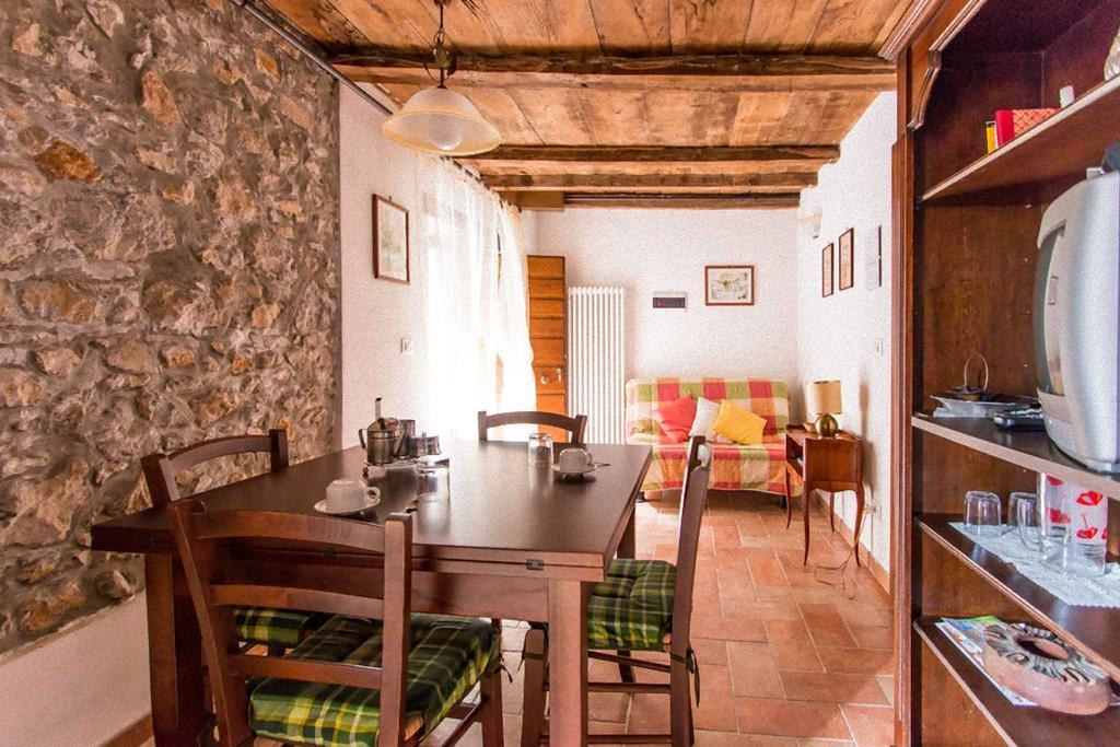 Agriturismo La Calamaia Gorfigliano Exterior photo